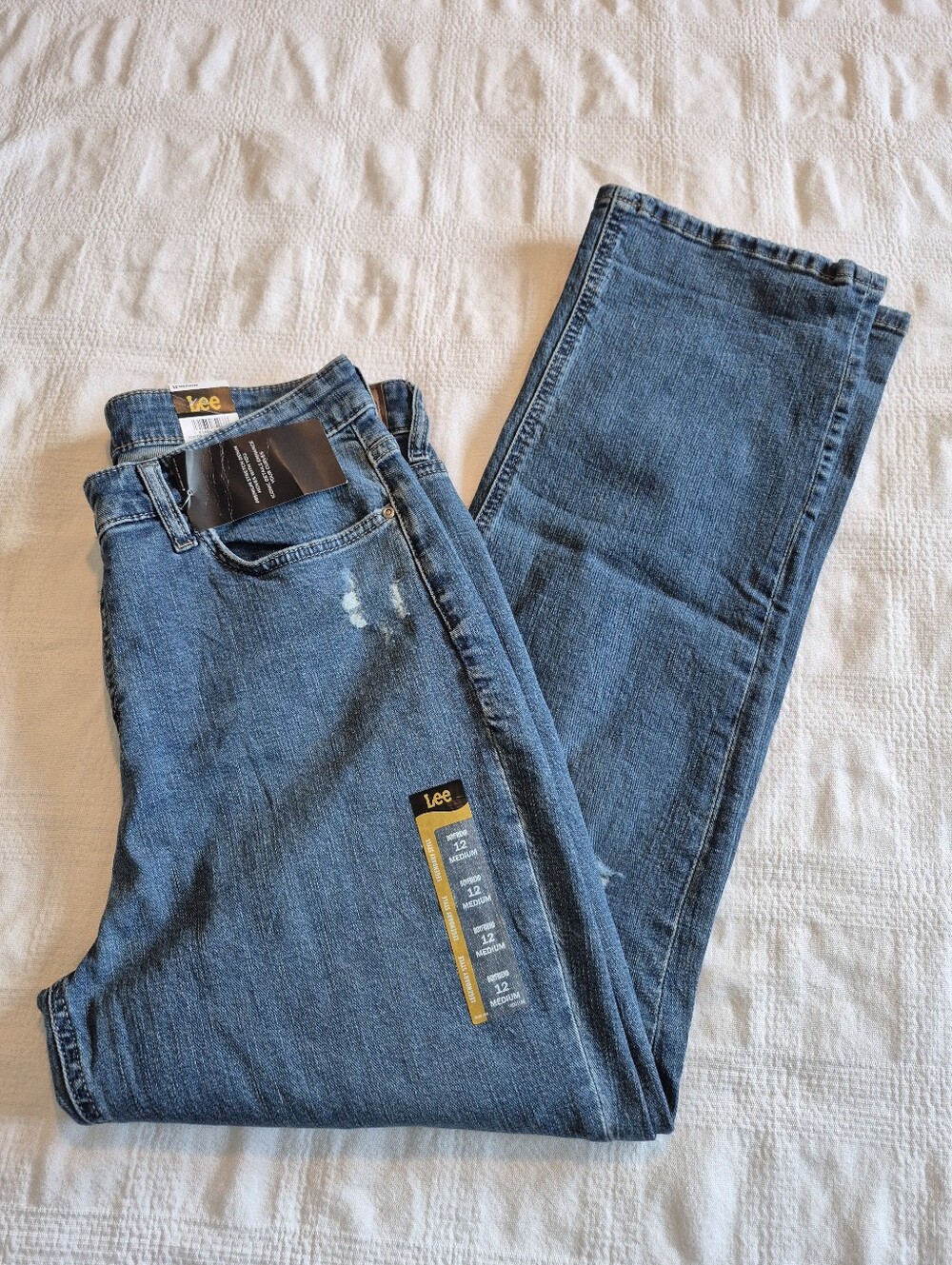 Lee women's size 12 mid rise boyfriend stretch jeans medium wash NEW